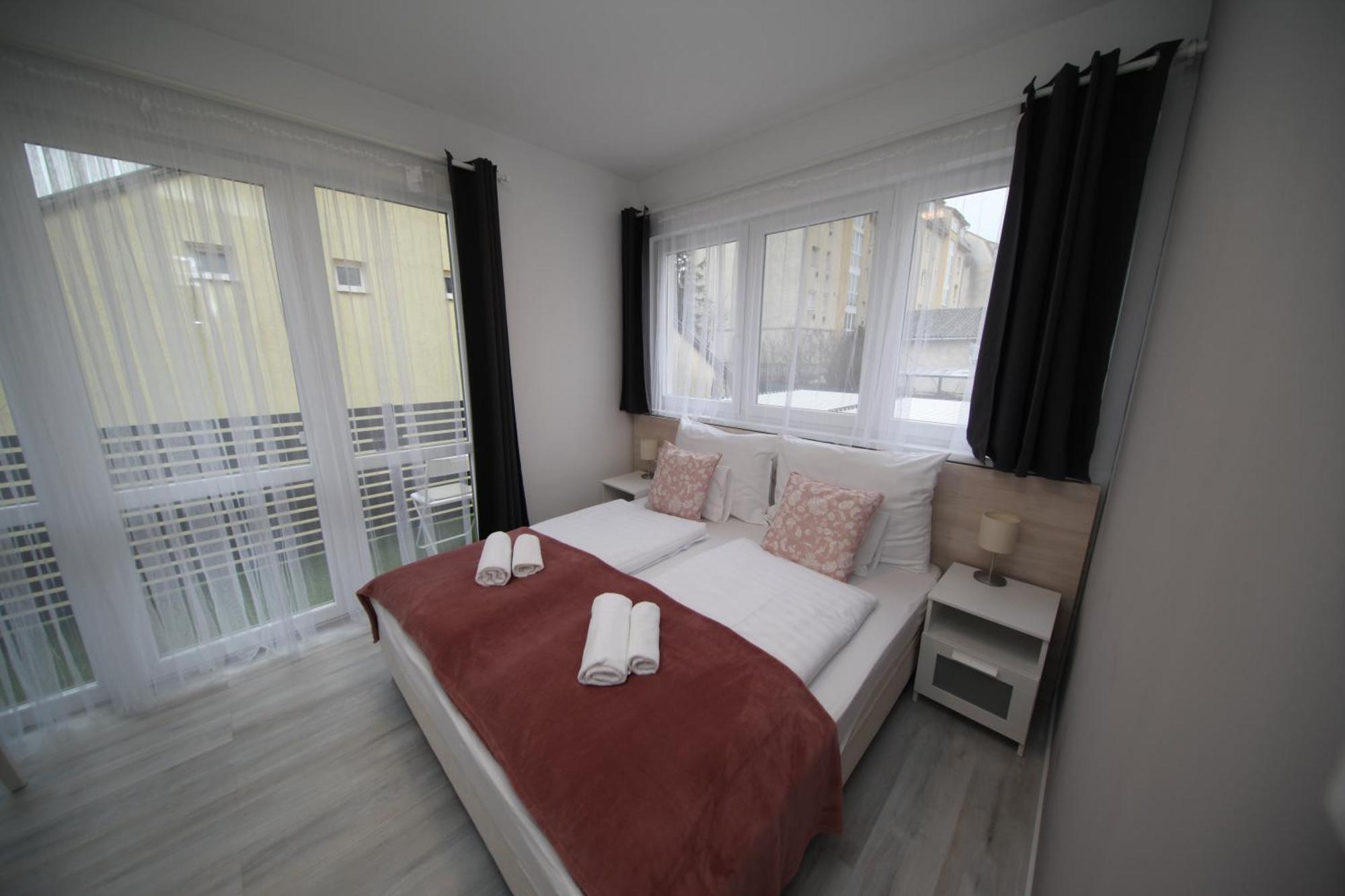 ****Heviz Springs Apartments Extérieur photo